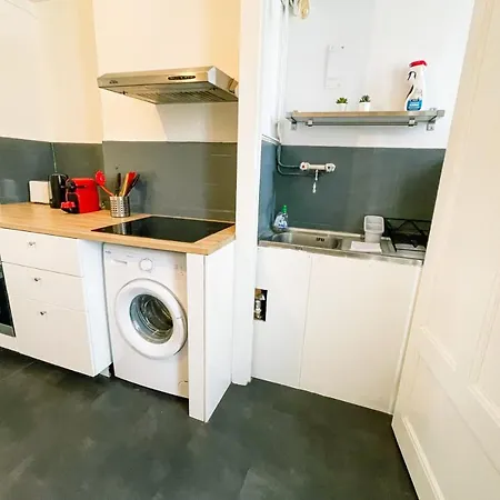 #ff Pretty Light In T2 Apartment *