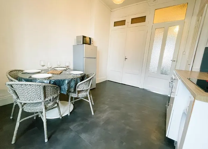 Apartment #ff Pretty Light In T2